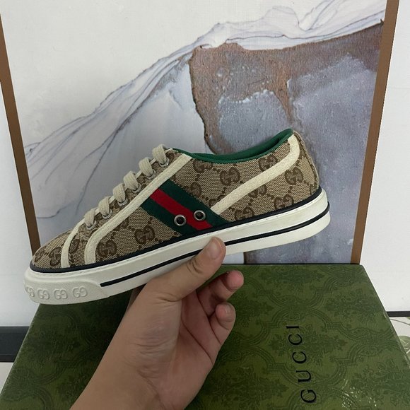 Gucci Shoes Gucci Tennis 977 Gg Guccissima Logo  Stripe Canvas Flat Sneakers Shoes Poshmark